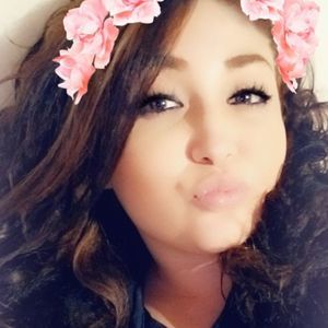 Meet your Posher, Dannica